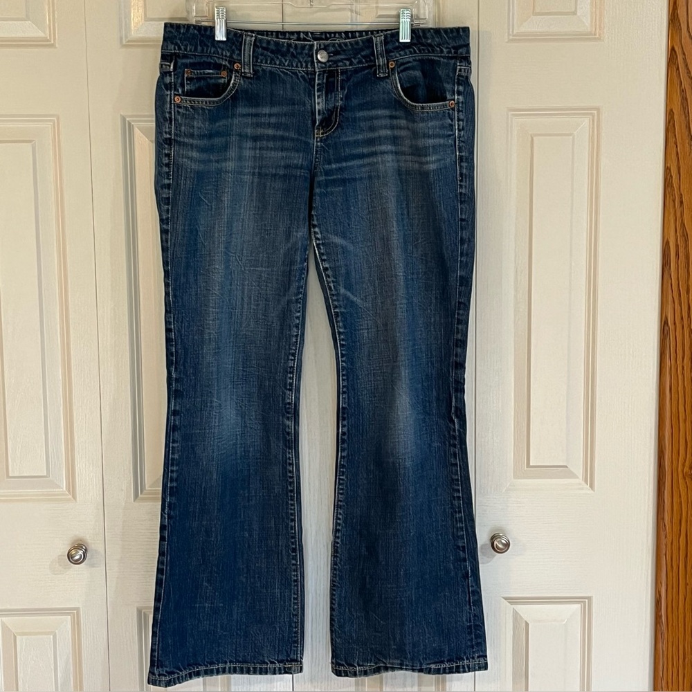America Eagle Outfitters Live Your Life Women’s Bootcut Jeans Size 14 Midrise